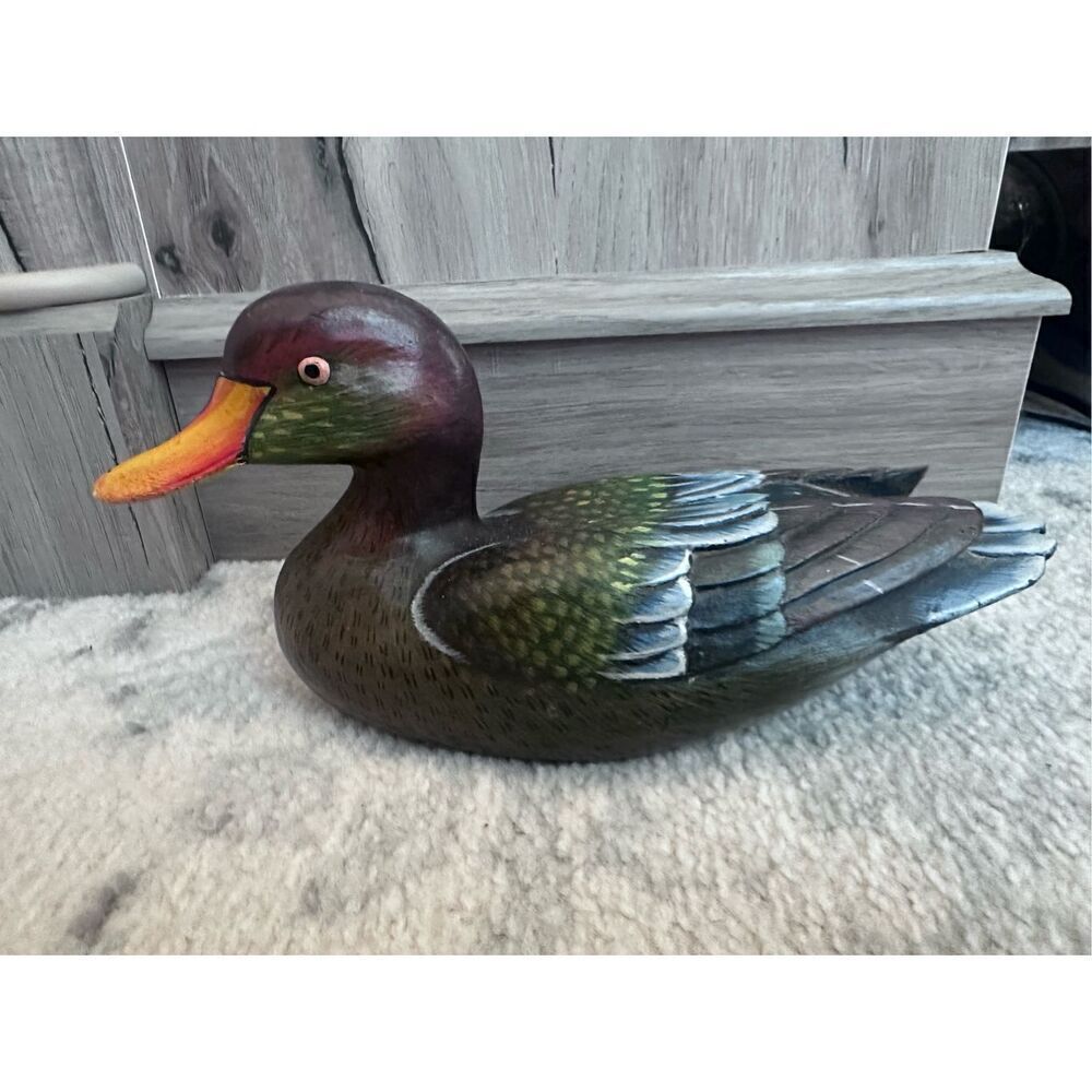 Vintage Handpainted Wooden Carbed Decoy Decor